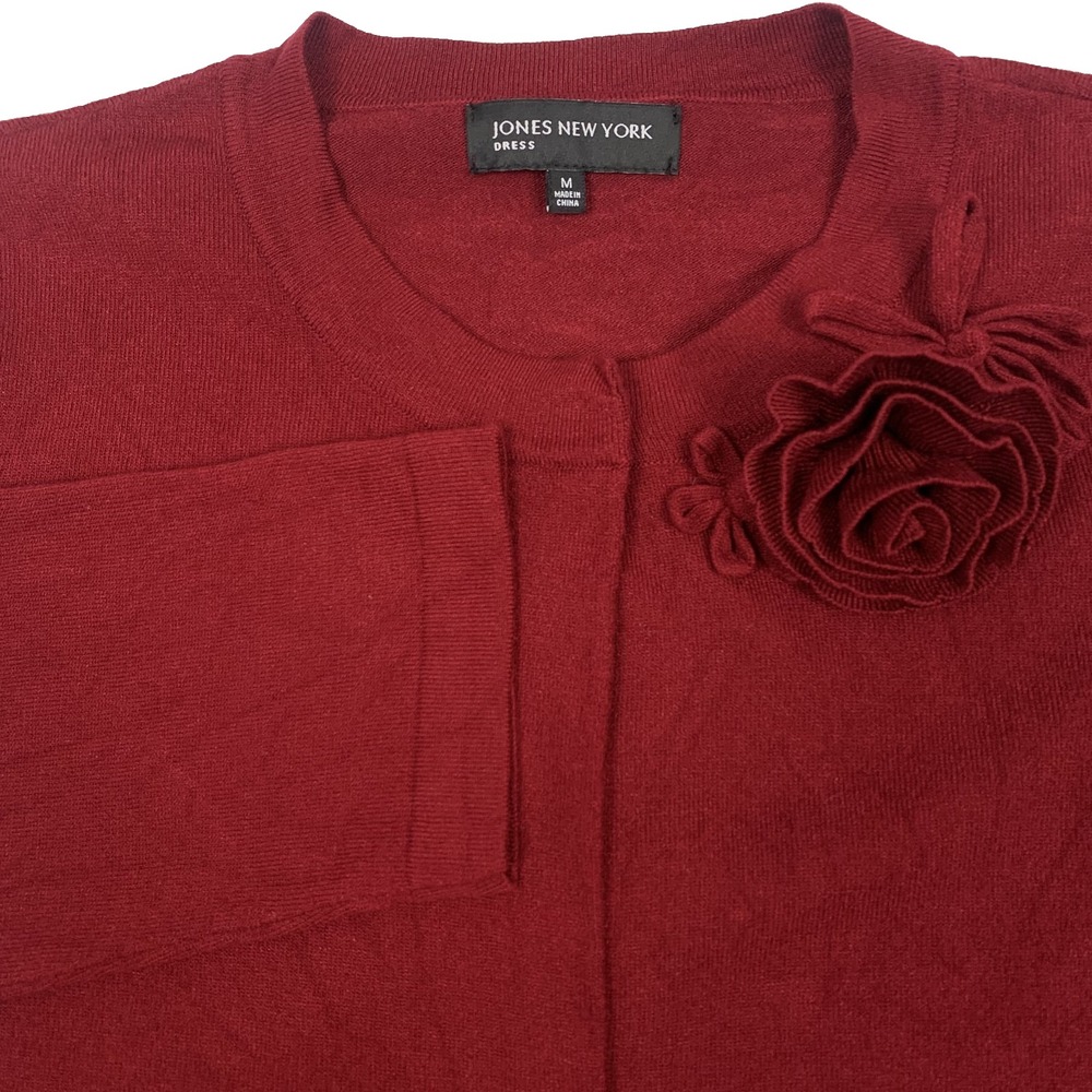 Jones New York Red Cardigan Women's M Rose Applique 3/4 Sleeve Button Sweater
